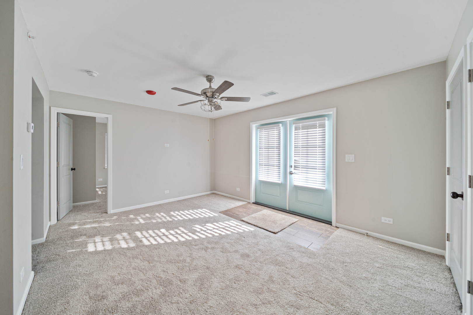 5 South Virginia Road, Unit 8 Crystal Lake, IL 60014 - Photo 8 of 13