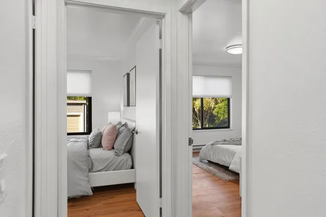 a en suite bathroom with a sink and mirror