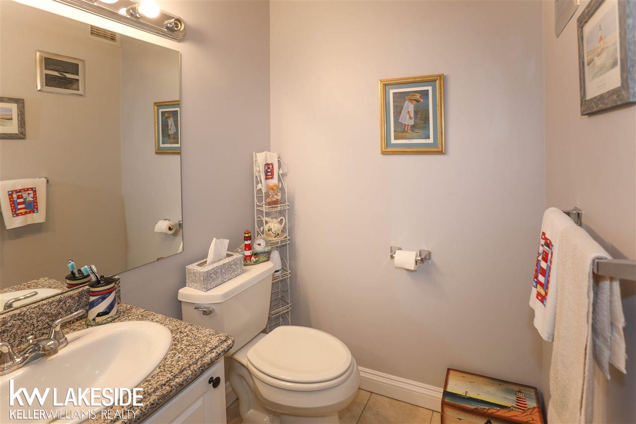 2309 Walton Boulevard, Unit 31 Rochester Hills, MI 48309 - Photo 17 of 23