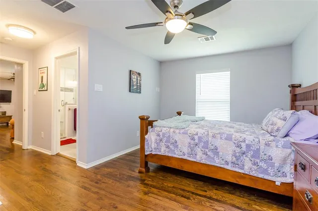 $450,000 | 1333 South Pine Street, Grapevine, TX 76051