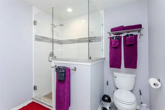 $450,000 | 1333 South Pine Street, Grapevine, TX 76051