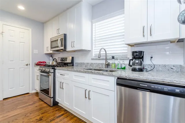 $450,000 | 1333 South Pine Street, Grapevine, TX 76051