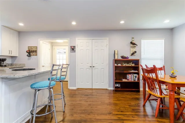 $450,000 | 1333 South Pine Street, Grapevine, TX 76051