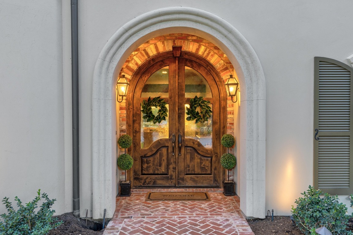 216 Vista Lane Georgetown, TX 78633 - Photo 2 of 40 a view of a entryway door of the house