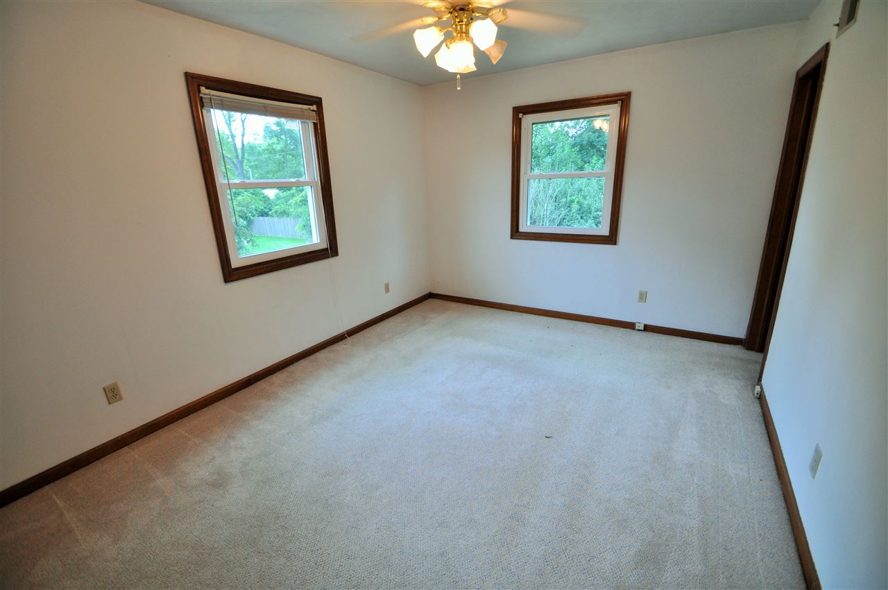 20586 Old Mill Road South Bend, IN 46637 - Photo 10 of 13 Gallery Image 10