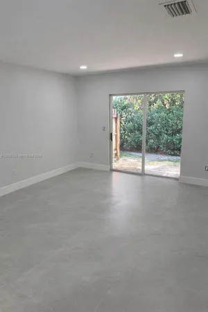 $2,450 | 7608 Northwest 38th Court, Unit 14, Davie, FL 33024