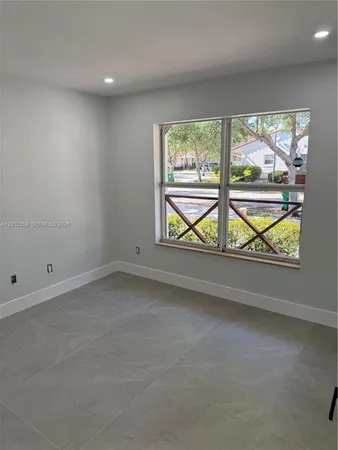 $2,450 | 7608 Northwest 38th Court, Unit 14, Davie, FL 33024