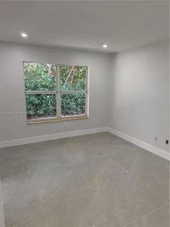 $2,450 | 7608 Northwest 38th Court, Unit 14, Davie, FL 33024