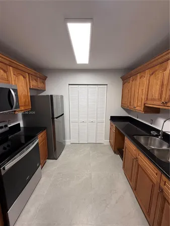 $2,450 | 7608 Northwest 38th Court, Unit 14, Davie, FL 33024