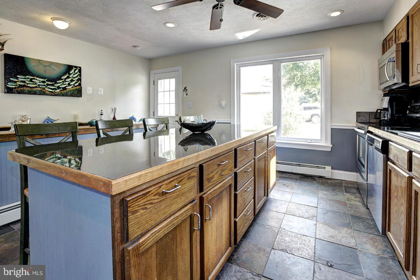 10150 High Ridge Road Laurel, MD 20723 - Photo 8 of 30 Kitchen