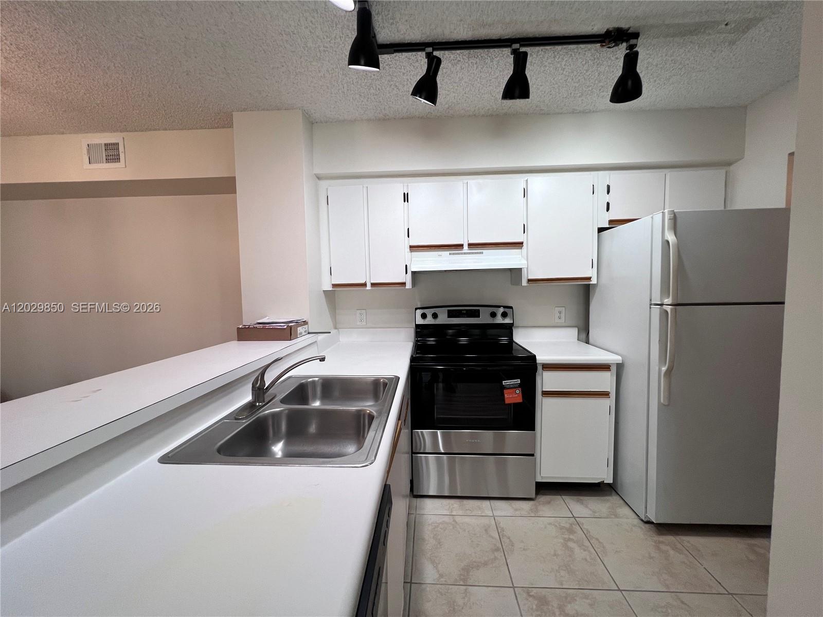 640 South Park Road, Unit 144 Hollywood, FL 33021 - Photo 12 of 20