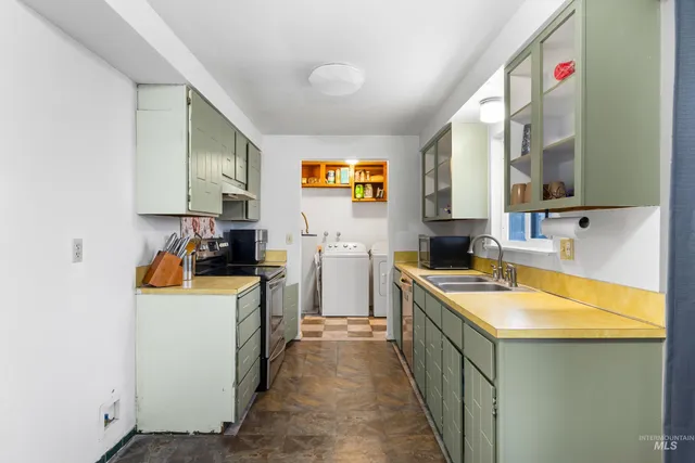 $249,990 | 510 Chestnut Street, Mountain Home, ID 83647