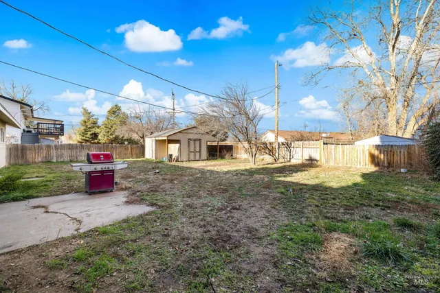 $249,990 | 510 Chestnut Street, Mountain Home, ID 83647