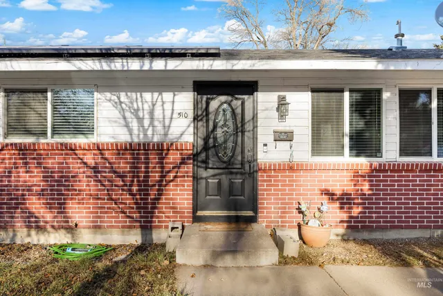 $249,990 | 510 Chestnut Street, Mountain Home, ID 83647