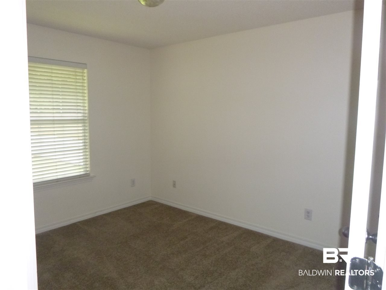 2686 Hampton Park Circle Foley, AL 36535 - Photo 6 of 11