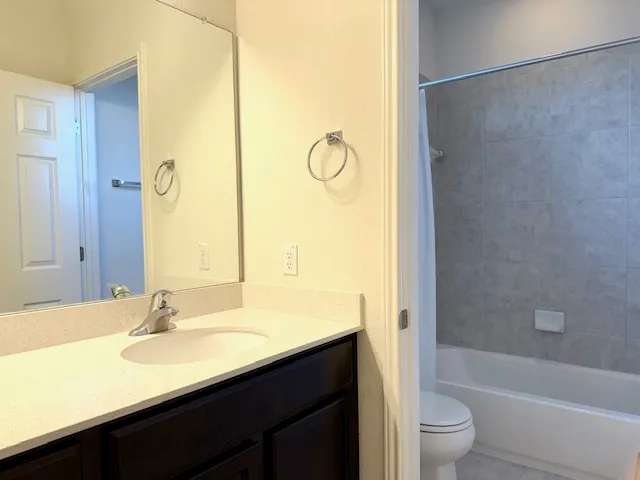 $2,075 | 2015 Crimson Rosella Trail, Austin, TX 78728