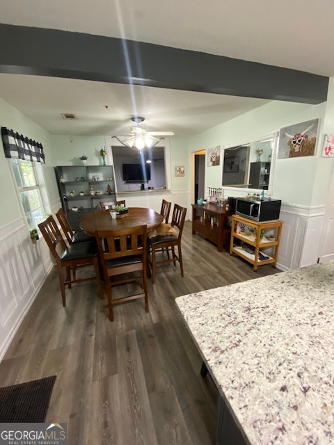 1102 Williams Lane Elberton, GA 30635 - Photo 13 of 36 a living room with furniture and a wooden floor