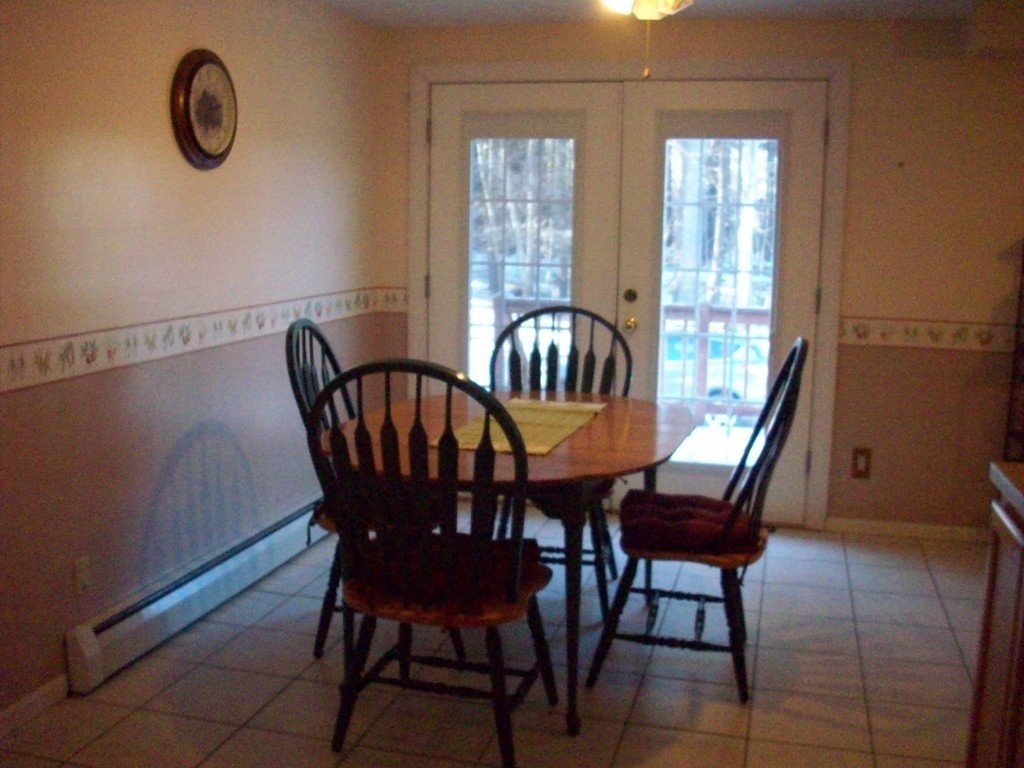 214 Freeman Road Charlton, MA 01507 - Photo 6 of 18