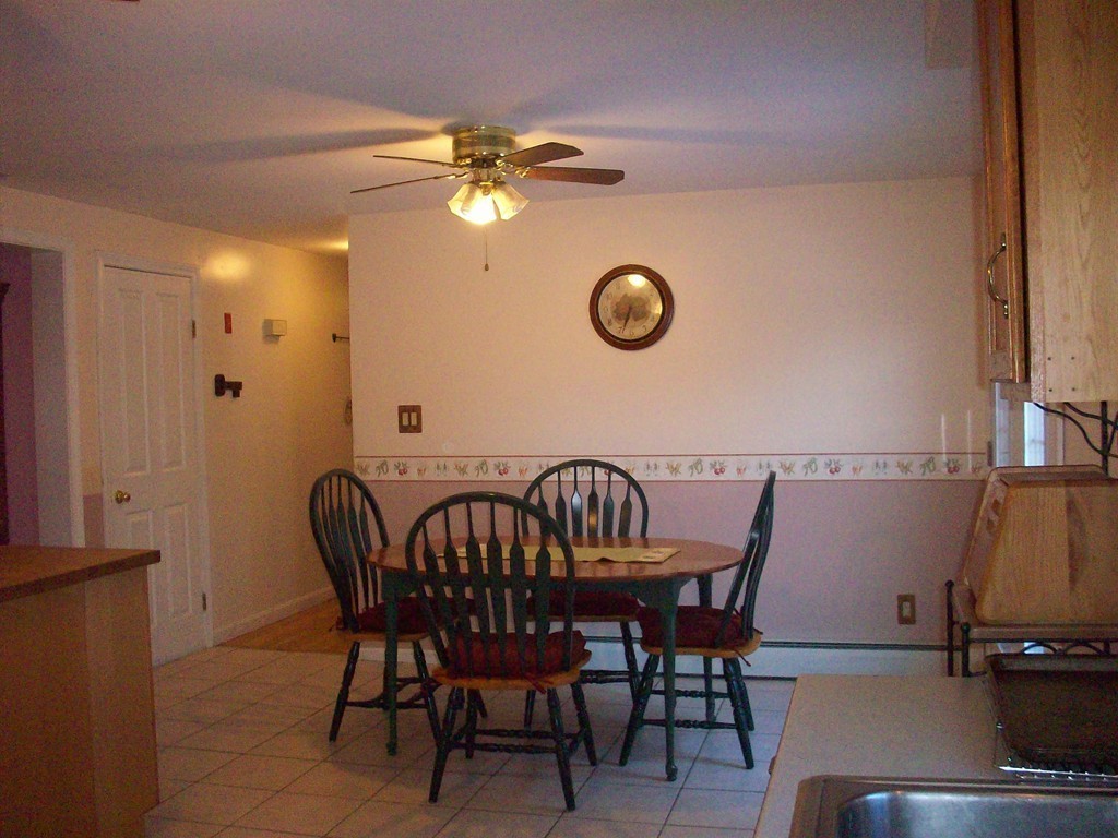 214 Freeman Road Charlton, MA 01507 - Photo 7 of 18