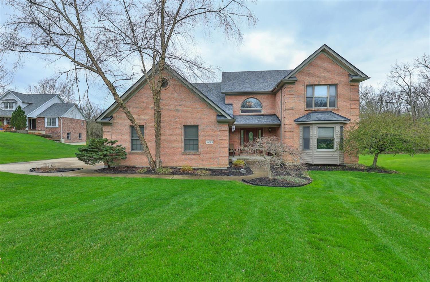10025 Pebble Ridge Lane Cincinnati, OH 45252 - Photo 1 of 45 Gallery Image 1