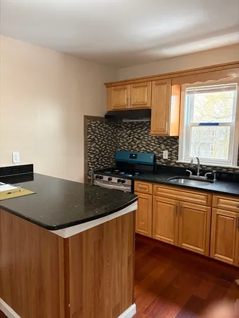$3,200 | 14 B School, Unit 2, Boston, MA 02124