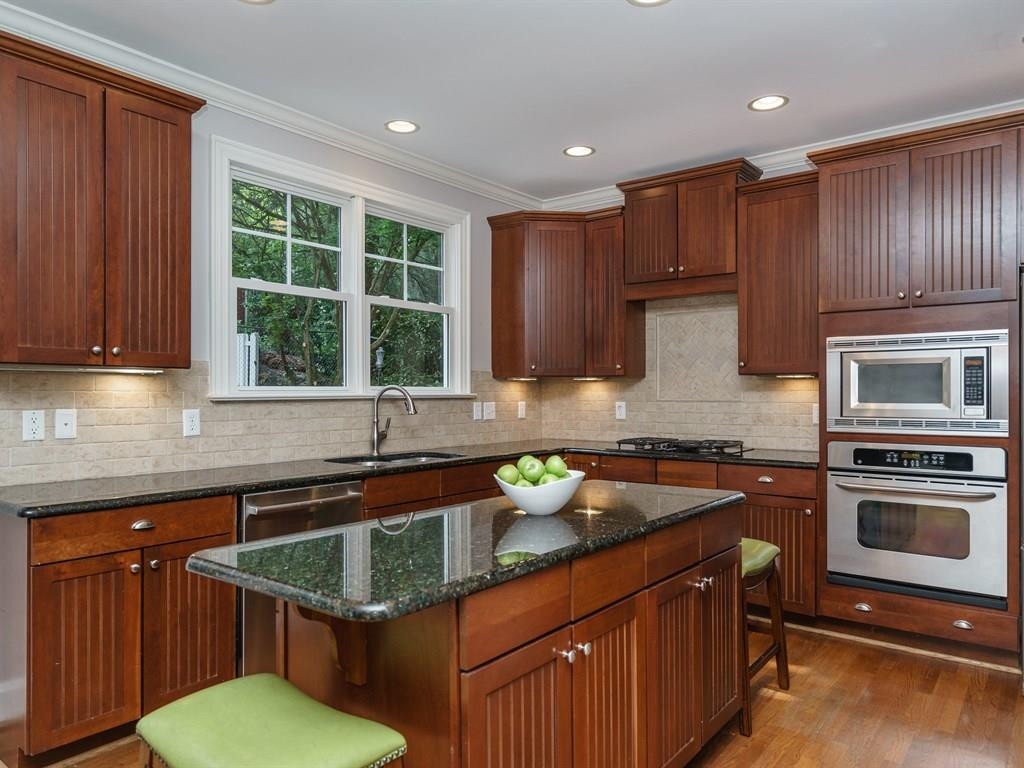 206 Faircloth Street Raleigh, NC 27607 - Photo 7 of 25 Granite counters