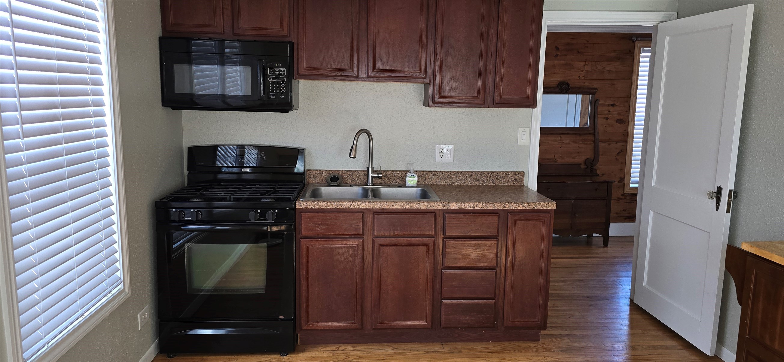 1808 Avenue J Rosenberg, TX 77471 - Photo 12 of 20