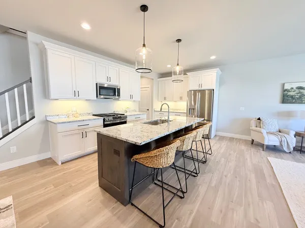 $449,900 | 4719 Bellflower Drive, DeForest, WI 53532