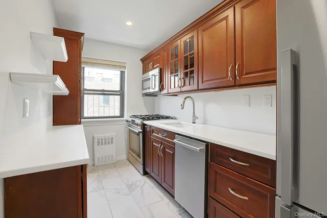 $265,000 | 19 Old Mamaroneck Road, Unit 6M, White Plains, NY 10605