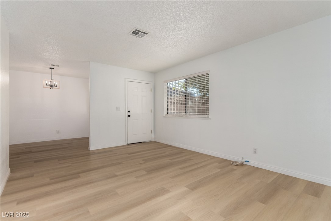 5917 Smoke Ranch Road, Unit B Las Vegas, NV 89108 - Photo 8 of 18
