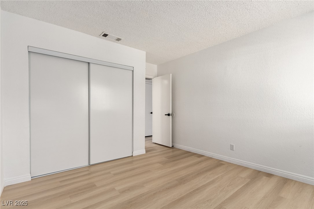 5917 Smoke Ranch Road, Unit B Las Vegas, NV 89108 - Photo 9 of 18