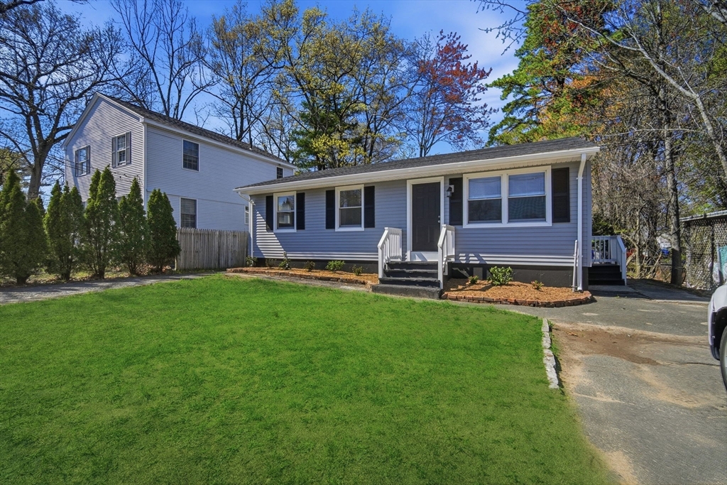 974 Wilbraham Road Springfield, MA 01109 - Photo 2 of 20