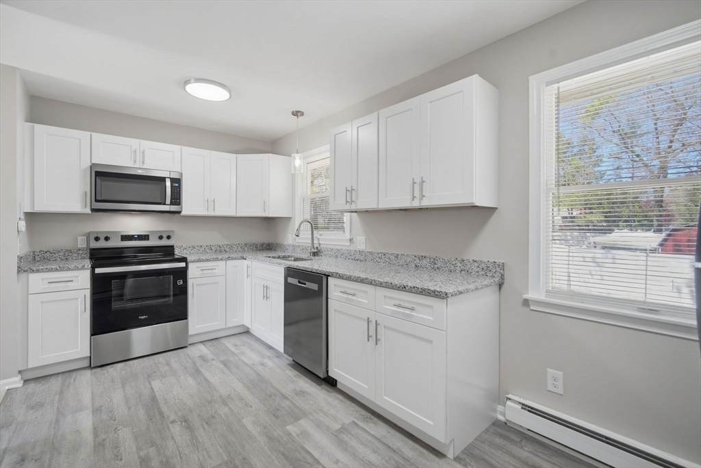974 Wilbraham Road Springfield, MA 01109 - Photo 6 of 20