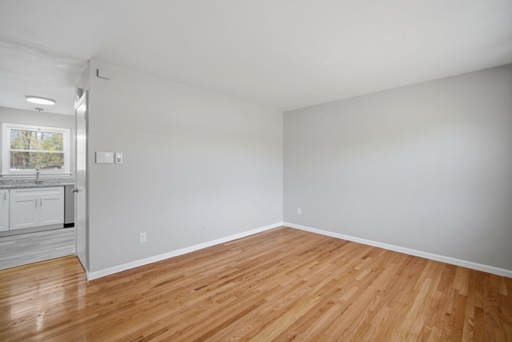 974 Wilbraham Road Springfield, MA 01109 - Photo 8 of 20
