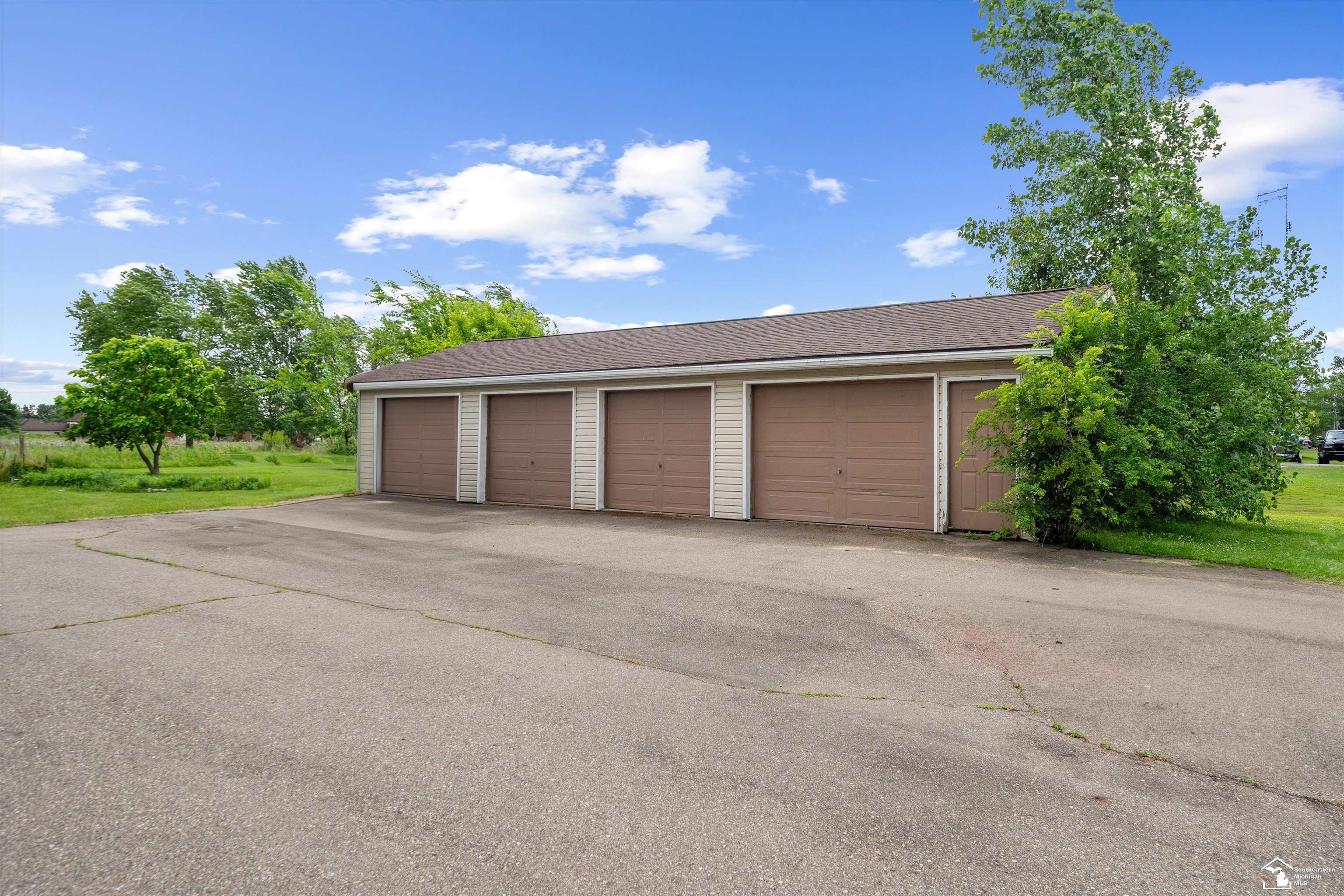 24677 Waltz Road New Boston, MI 48164 - Photo 55 of 66