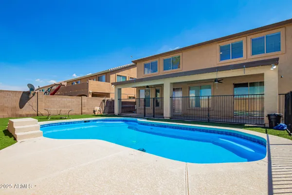 $655,999 | 2920 West Glass Lane, Phoenix, AZ 85041