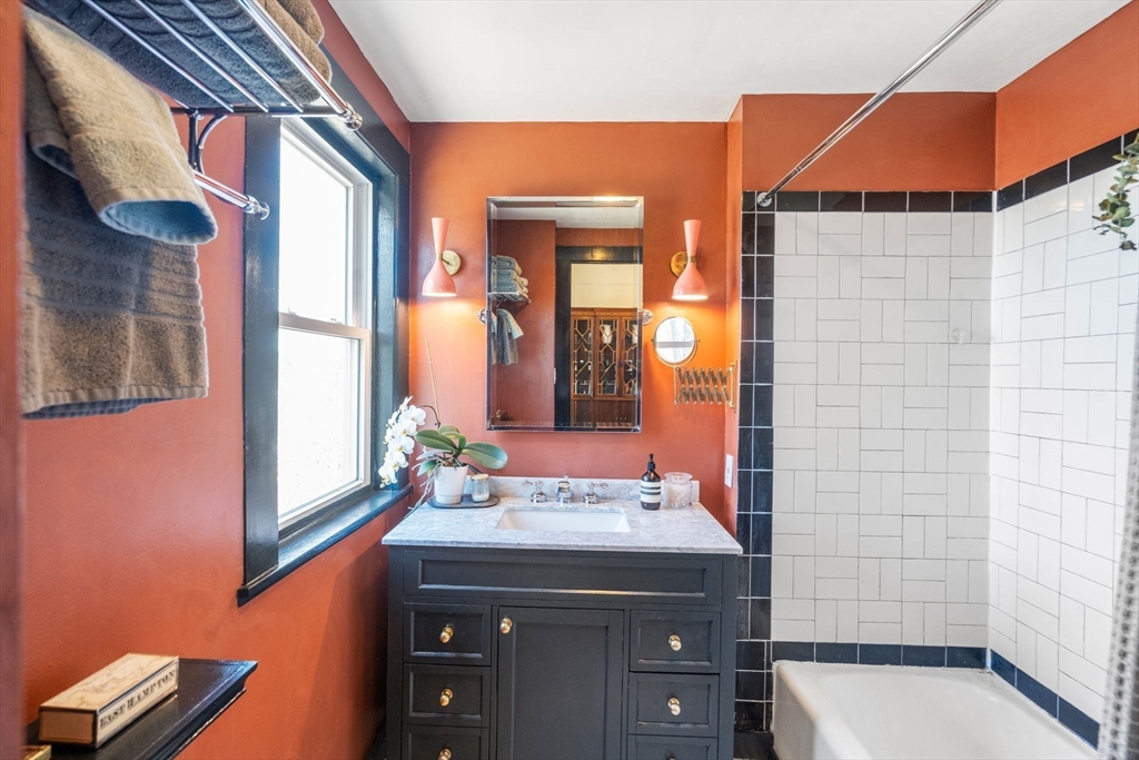 32 Thompson Street, Unit 32 Maynard, MA 01754 - Photo 11 of 34