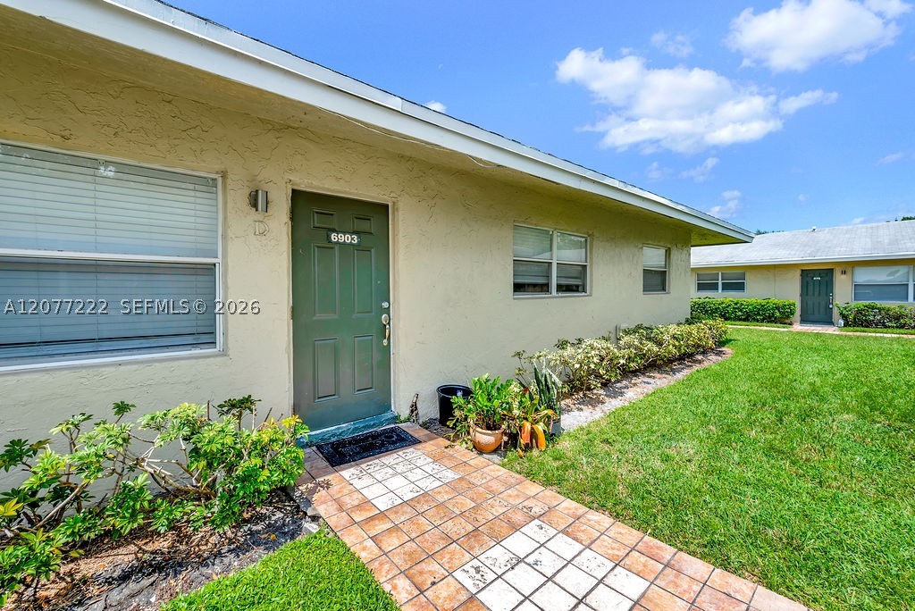 655 Kathy Pompano Beach, FL 33068 - Photo 27 of 45 Gallery Image 27