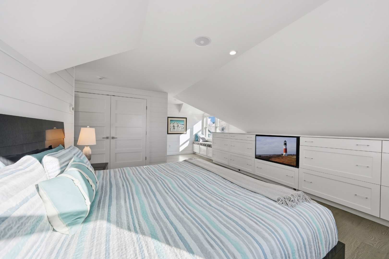 10 Pilgrim Road Nantucket, MA 02554 - Photo 32 of 64