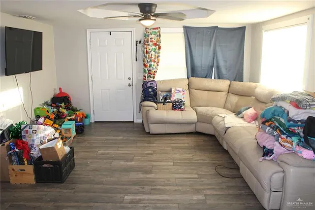 $142,000 | 443 West 7th Avenue, Elsa, TX 78543