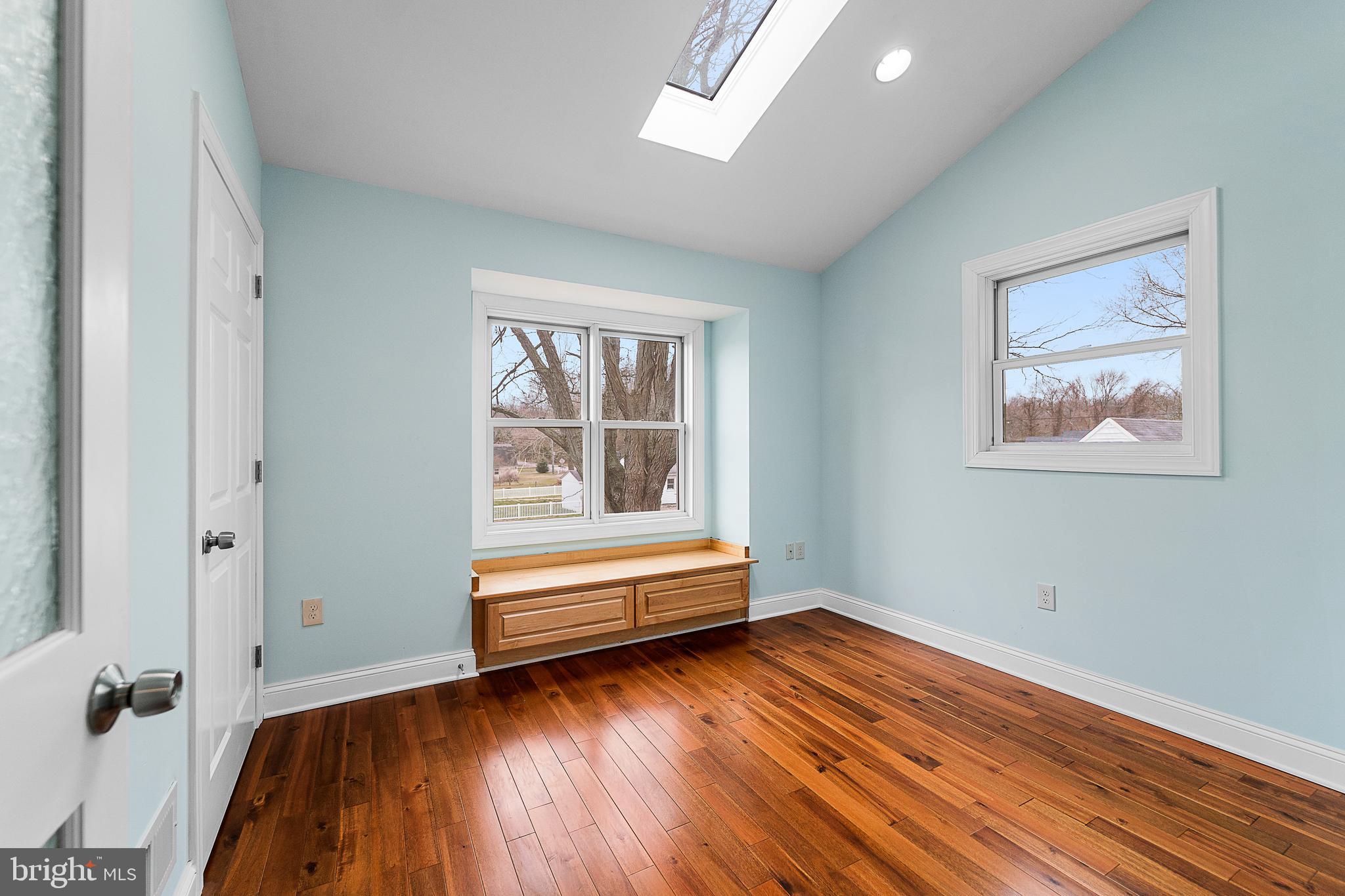 8149 Orchard Point Road Pasadena, MD 21122 - Photo 27 of 37 THird bedroom