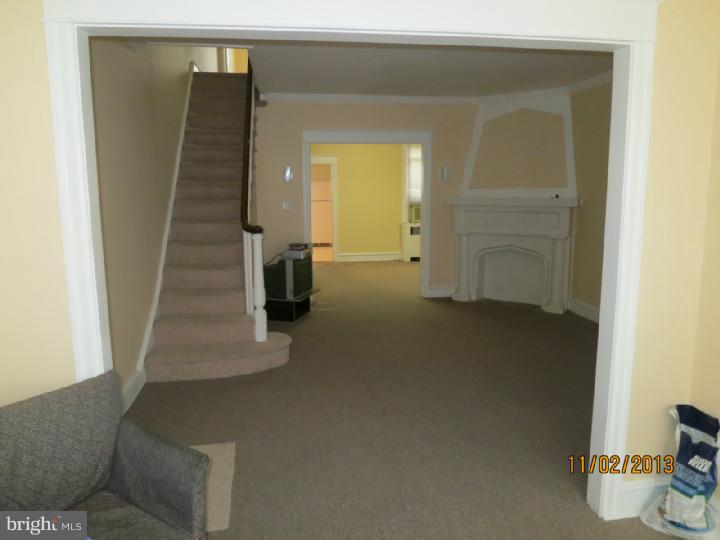 224 Copley Road Upper Darby, PA 19082 - Photo 9 of 24