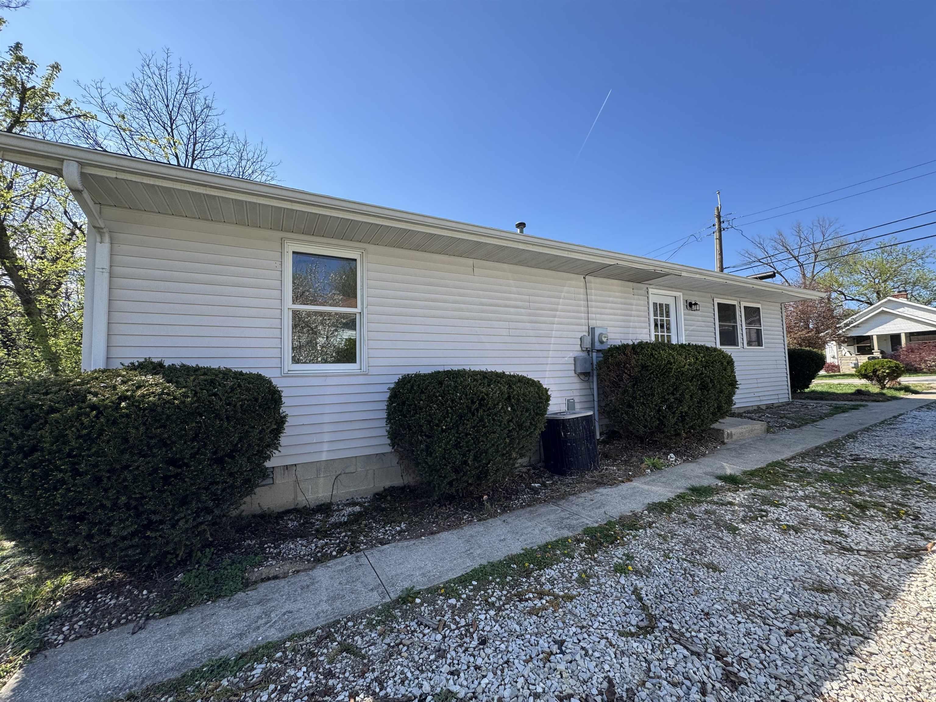 1523 West 8th Street Bloomington, IN 47404 - Photo 4 of 30