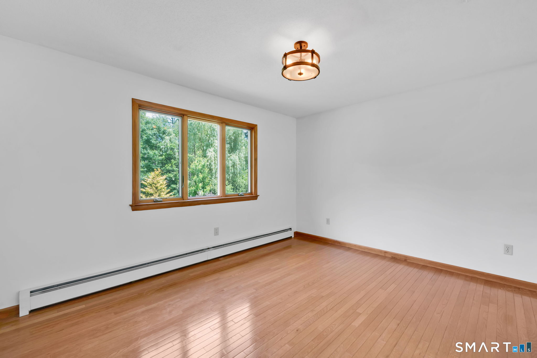 191 Natsisky Farm Road South Windsor, CT 06074 - Photo 9 of 37