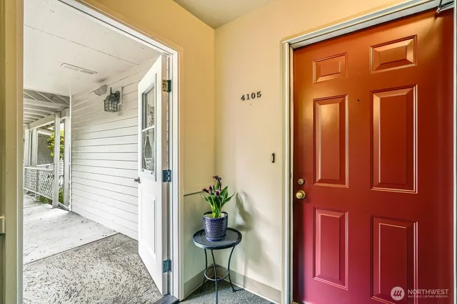 a view of a entryway of a house