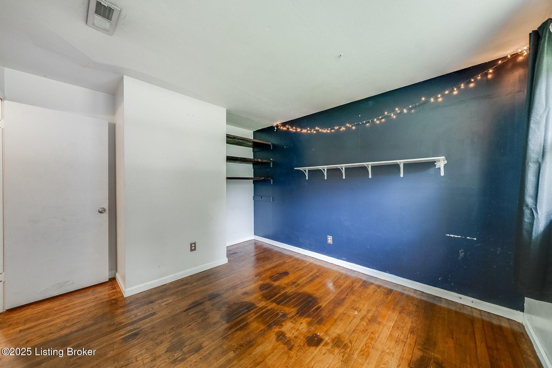 9208 Maple Road Louisville, KY 40229 - Photo 19 of 34 photo_online_019