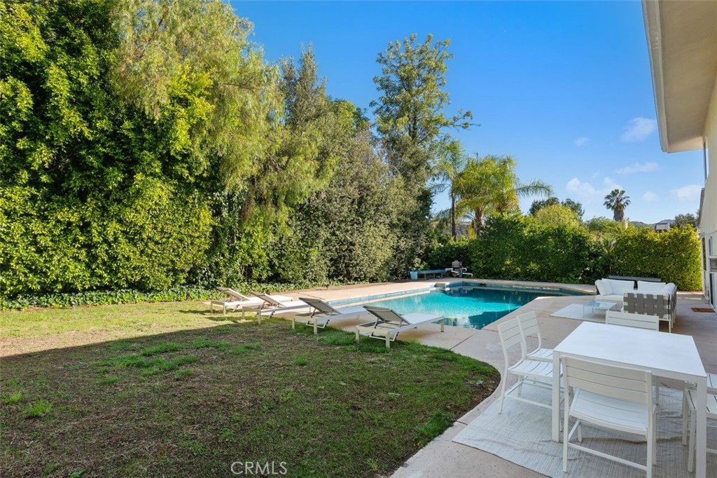 22534 Liberty Bell Road Calabasas, CA 91302 - Photo 35 of 41