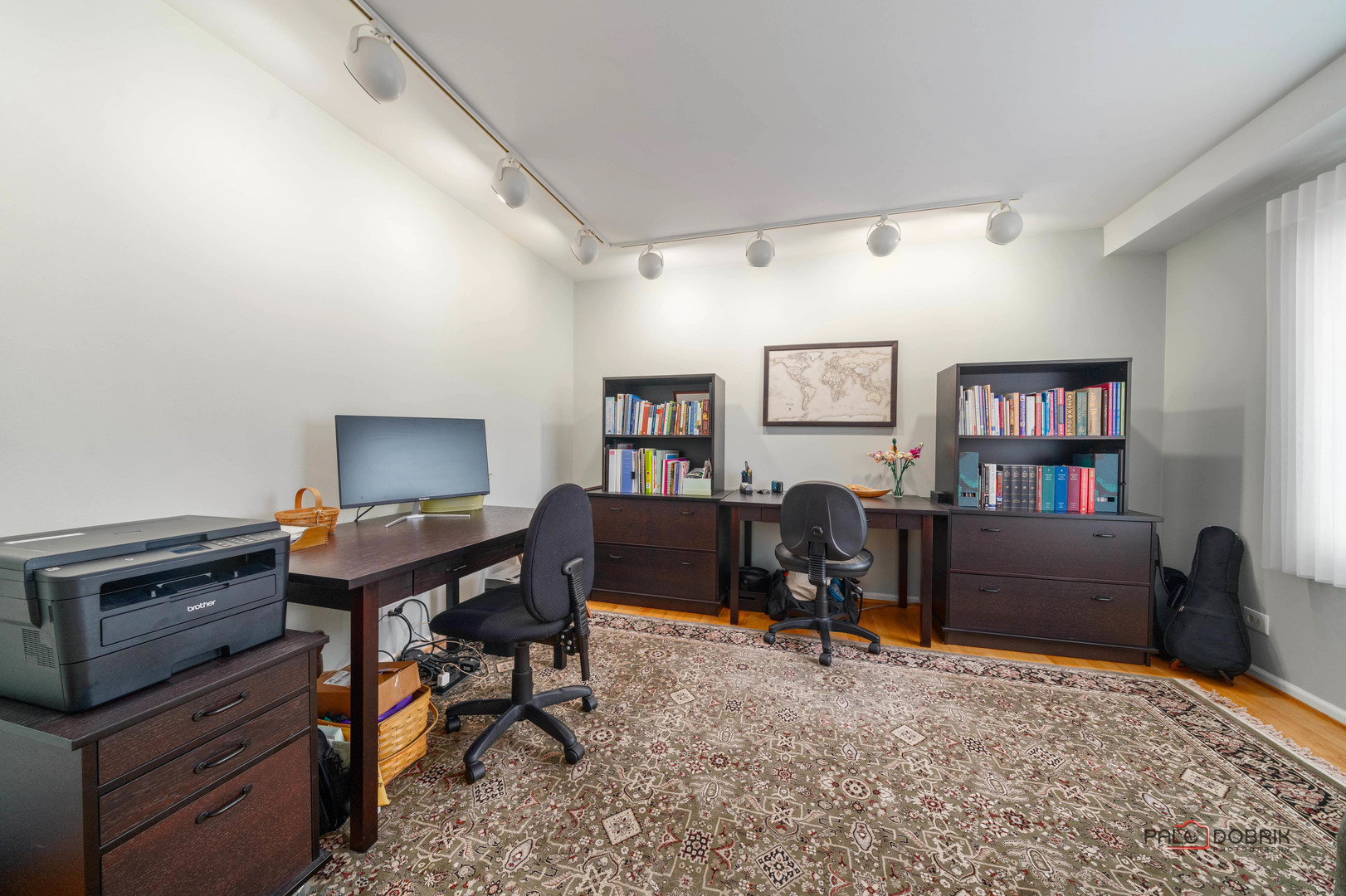 609 Raintree Road Buffalo Grove, IL 60089 - Photo 19 of 48 a view of a workspace with furniture