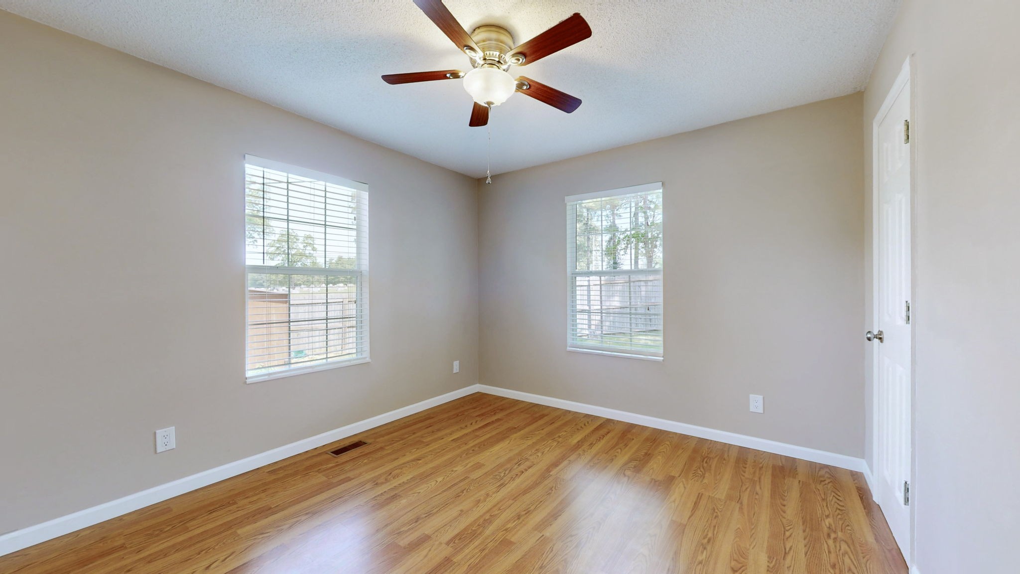 100 Waggoner Street Decherd, TN 37324 - Photo 21 of 33