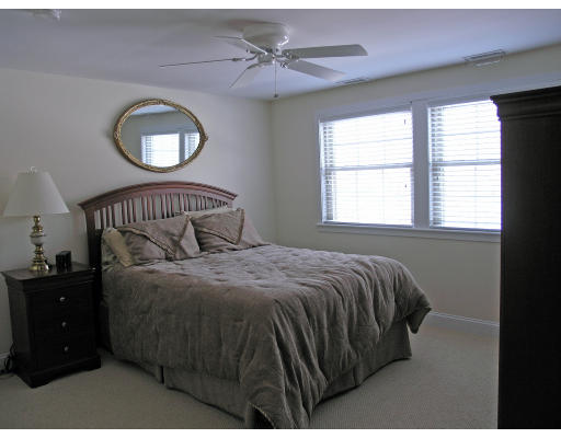 8-12 Brookside Road, Unit 24 Westford, MA 01886 - Photo 7 of 10 Gallery Image 7